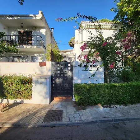 Luminosa Y Moderna Propiedad Con Vistas Al Mar Mediterráneo A 2min
